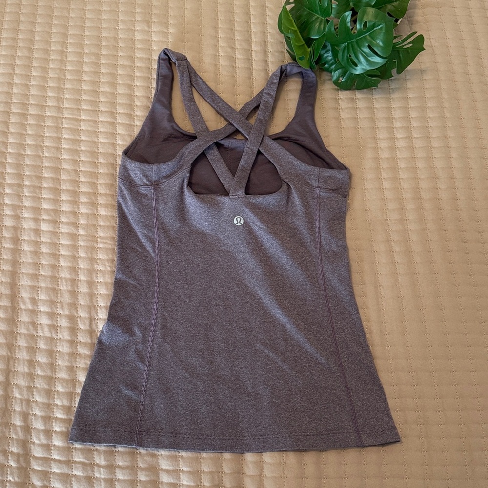 Lululemon women’s tank top, size 2 - Picture 2 of 5